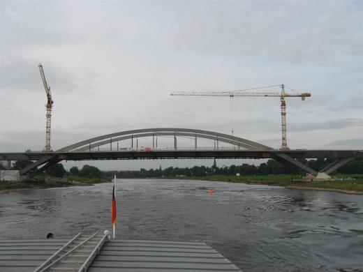  Die Waldschlößchenbrücke  Oktober 2011