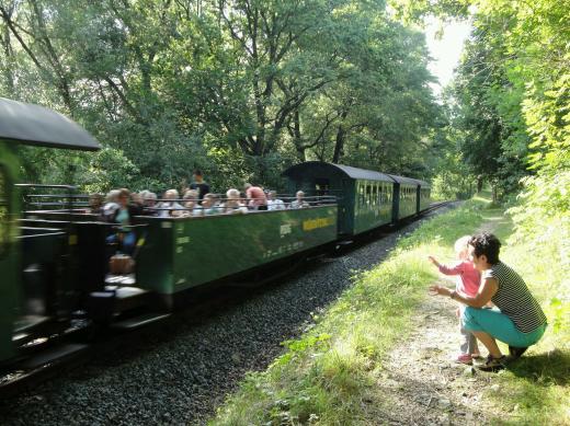 Weg an der Kleinbahn